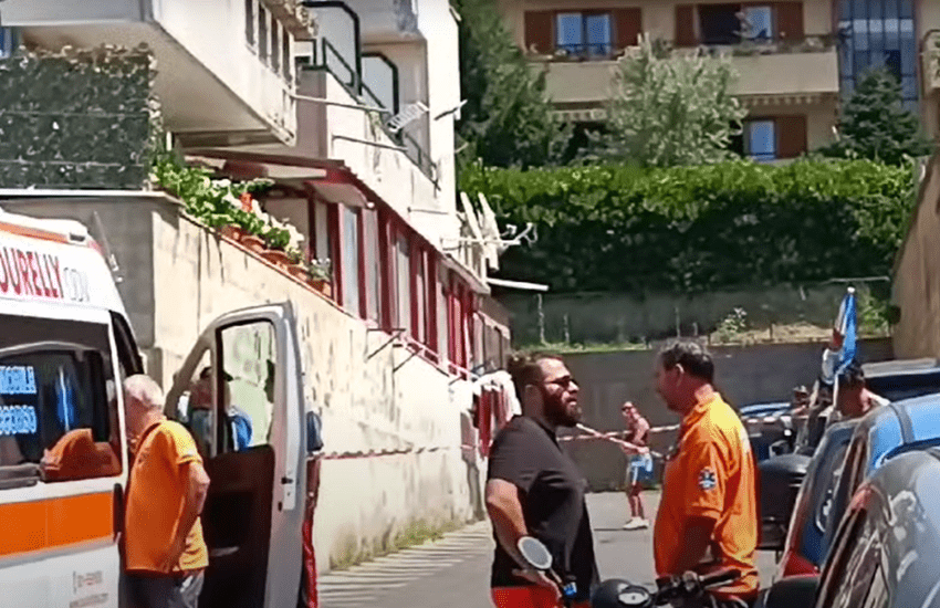 Piano di Sorrento: donna accoltellata nel bagagliaio della sua auto (VIDEO)