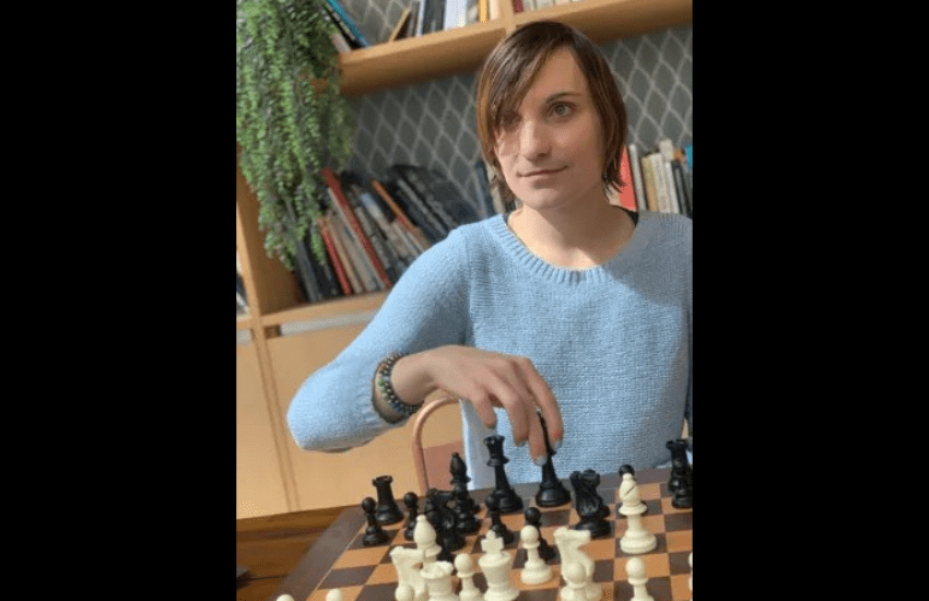 Le donne trans escluse dai tornei di scacchi