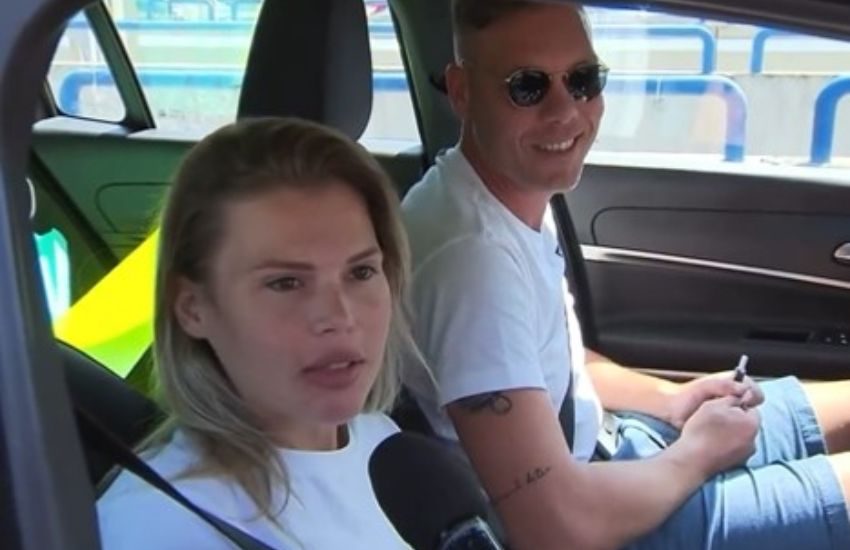 Il TG1 non riconosce Nello e Carlotta di Temptation Island e li intervista come vacanzieri