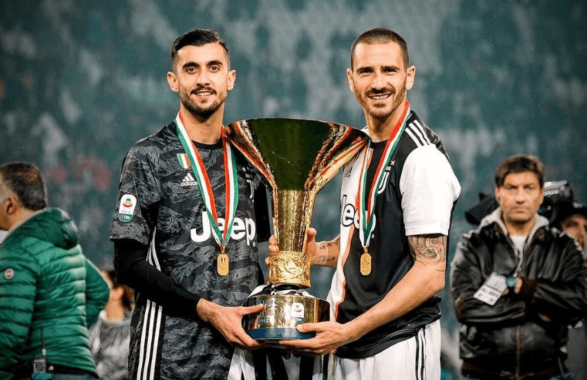 Bonucci e l’amaro addio alla Juve. Le toccanti parole di Perin: “Sei leggenda del calcio mondiale” (VIDEO)