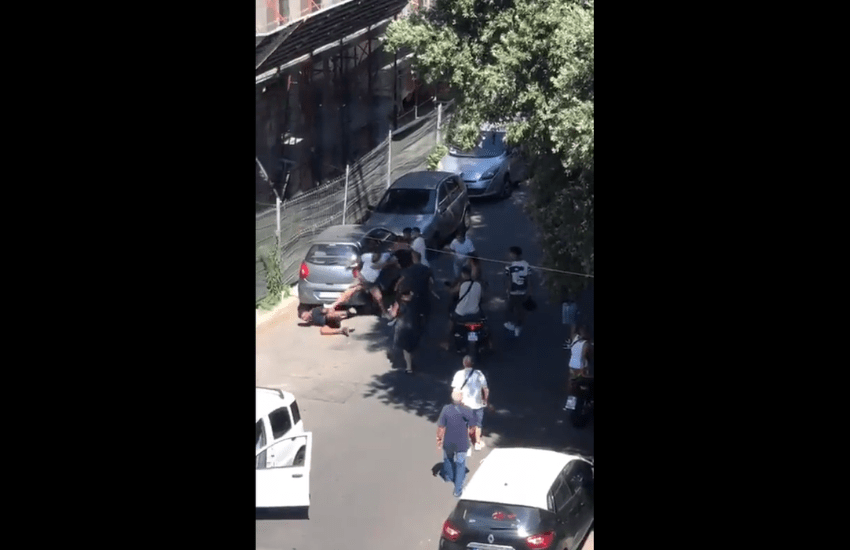 Roma: borseggiatore linciato dai residenti. Il video choc