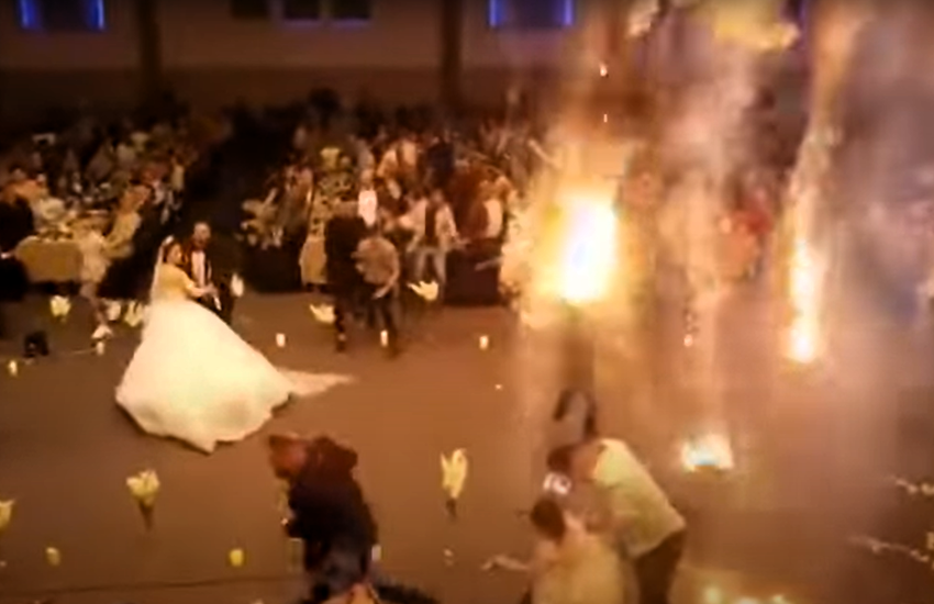 Orrore al matrimonio, incendio uccide 100 invitati durante il ricevimento. Gli sposi: “Siamo morti dentro” (VIDEO)