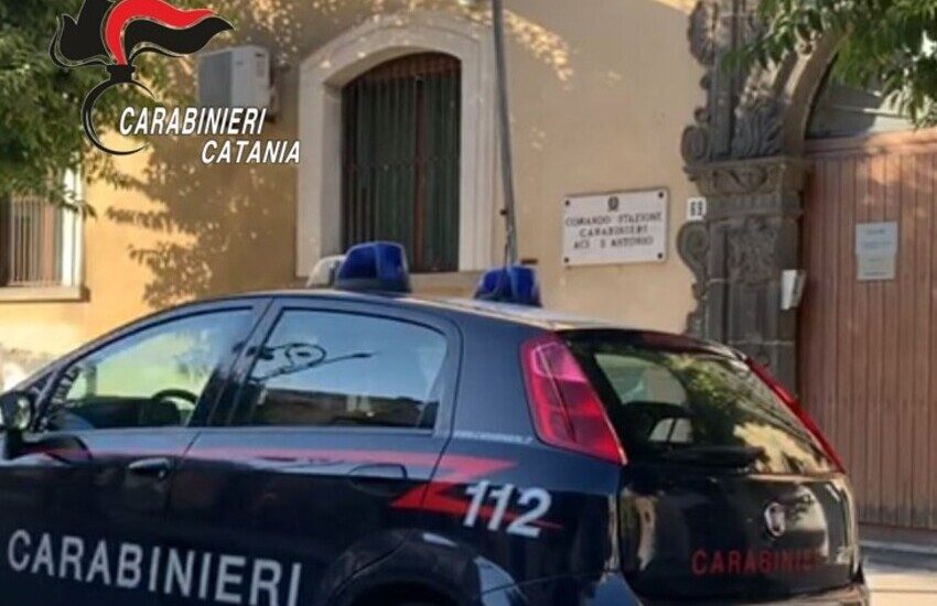 Acireale: è ai ‘domiciliari’, ma lo trovano a giocare alle slot. Arrestato 37enne