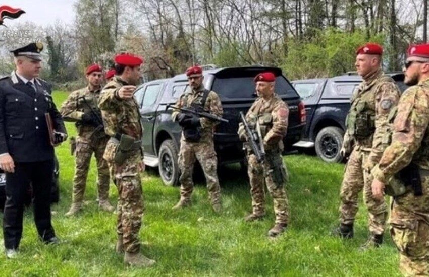 Ramacca, sorpresi a irrigare piantagione di marijuana: arrestati in due