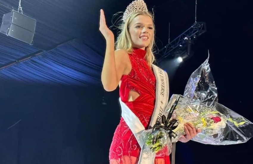 La modella che ha vinto Miss Zimbabwe è bionda e  bianca. Scoppia la polemica: “Doveva essere nera, non ci rappresenta”