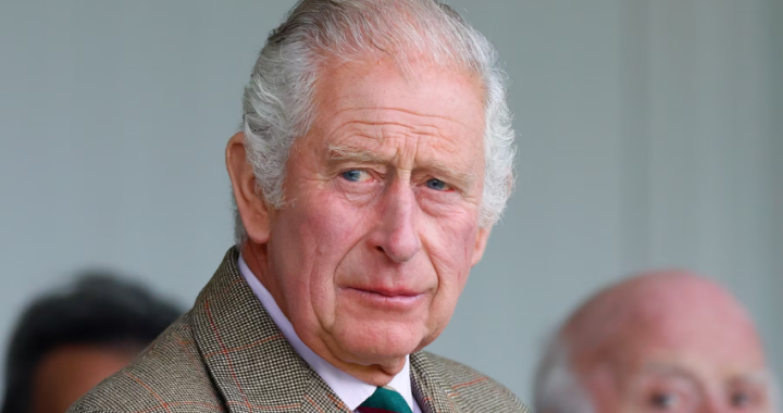 Notizie allarmanti dall’Inghilterra: “Carlo sta molto male, ci si prepara al peggio”