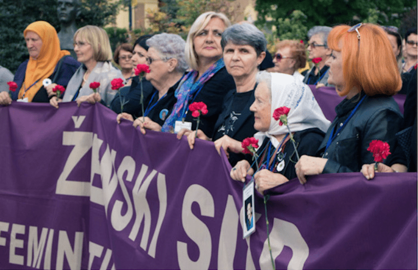 Lepa Mladjenovic: “In Ucraina stupri di guerra”