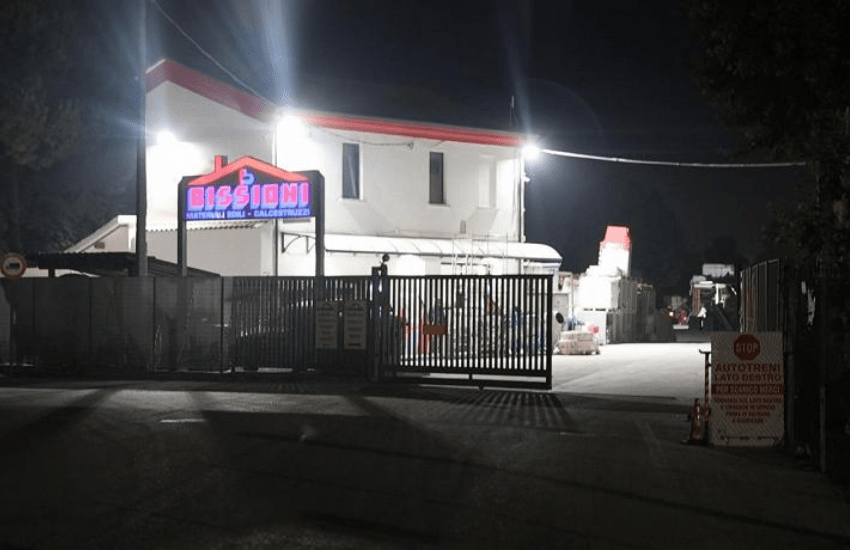 Cesena, tragedia durante la pulizia di una betoniera: l’orrenda morte di un operaio