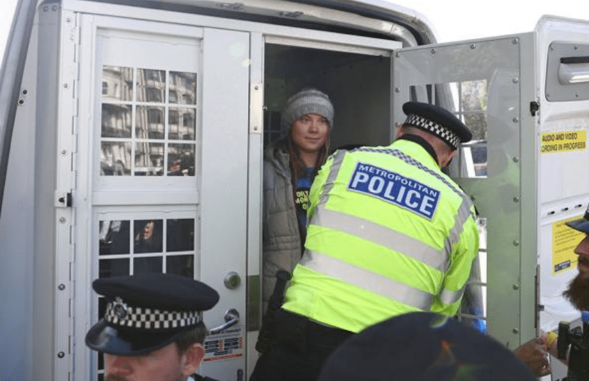 Greta Thunberg arrestata a Londra (VIDEO)