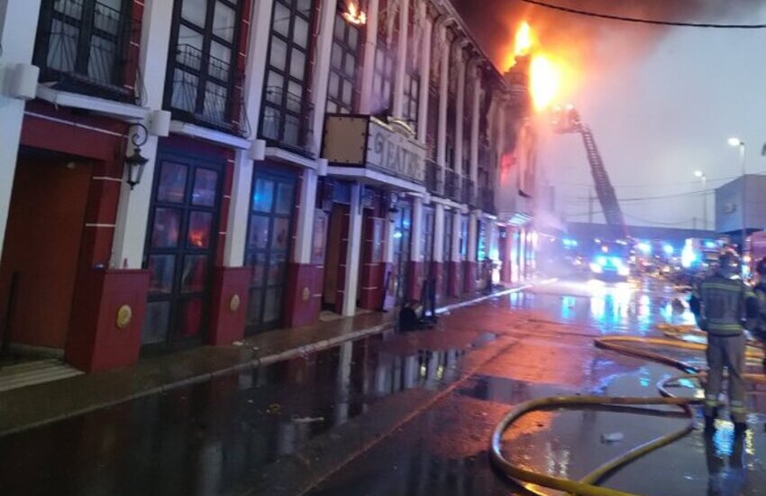 Spagna, strage per un incendio in discoteca a Murcia: 7 morti e 4 feriti – VIDEO