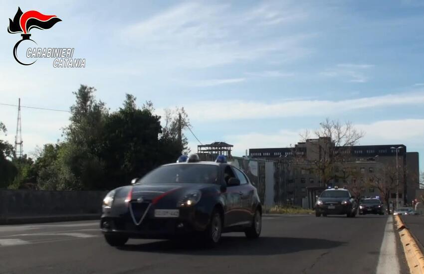 Controlli antidroga a Catania: arrestato 42enne con cocaina, crack e marijuana in via Capo Passero
