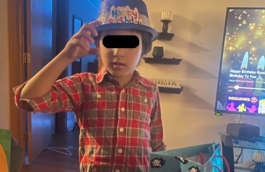 Attacca un bambino con 26 coltellate e poi aggredisce anche la madre: “Musulmani dovete morire!”