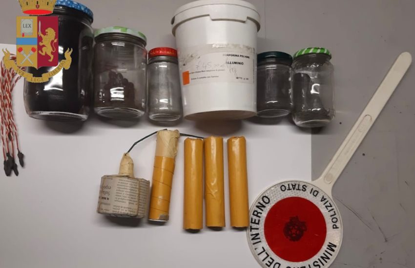 Catania, trovato in casa con una bomba artigianale e droga, arrestato