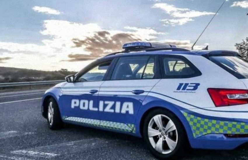 Rapinato non appena scende dal bus, identificato l’autore: è un minorenne