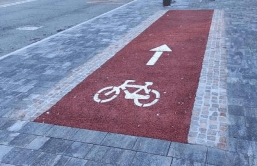 Torino: la pista ciclabile più corta del mondo. Misura solo 7 metri