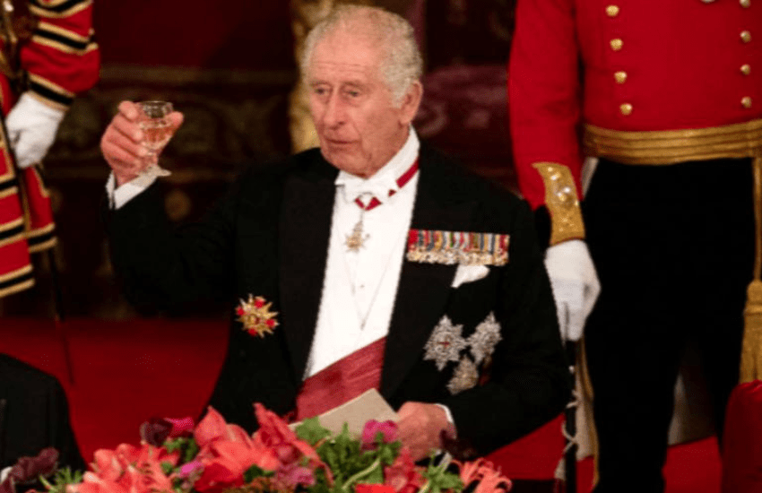 “Re Carlo si arricchisce con i morti”