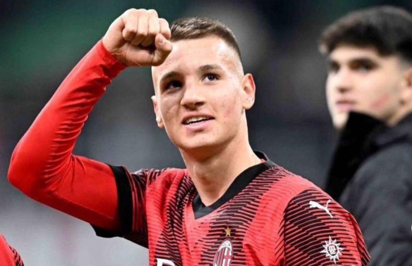 La favola di Camarda: sabato il debutto a 15 anni in serie A, lunedì tra i banchi di scuola