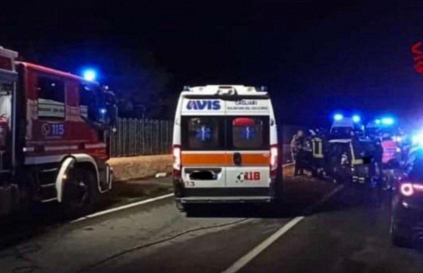 Sardegna: 82enne muore nello scontro frontale con un pullman sulla statale 196