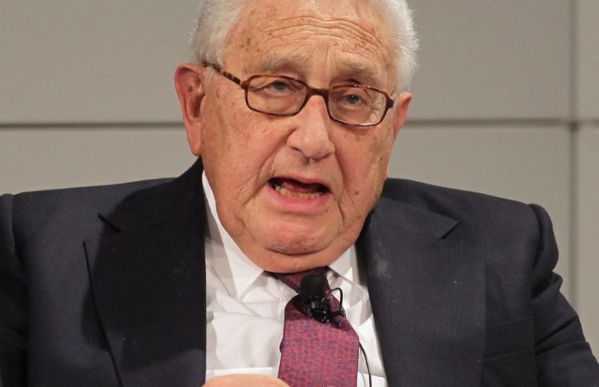 Addio a Henry Kissinger, il tedesco che sognava di essere presidente degli USA. Se ne va un pezzo della nostra storia