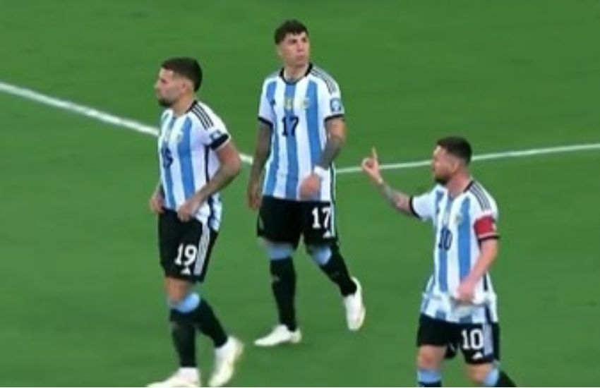 Brasile-Argentina, scoppia il caos dentro e fuori il campo. Messi porta via la squadra [VIDEO]