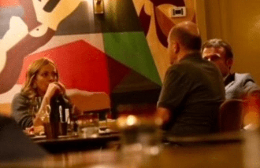 Meloni, Macron e Scholz: bilaterale nel bar