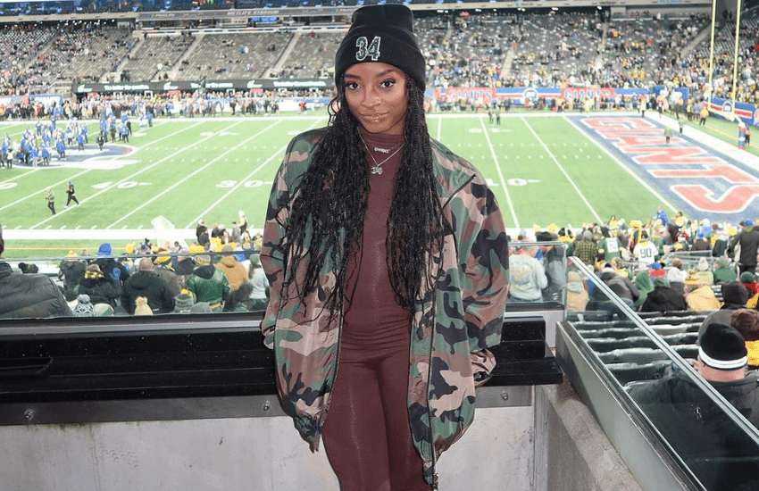 Simone Biles furiosa: “Smettetela, non sono incinta”