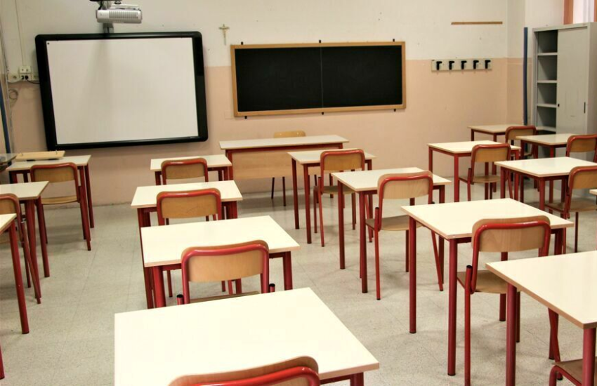 Titoli falsi per insegnare: 30 docenti rimossi in provincia di Latina