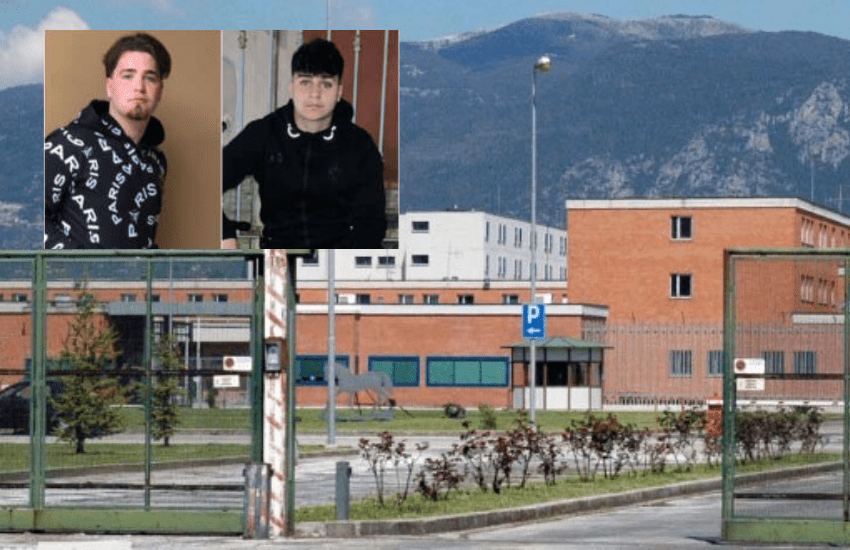 Omicidio Francesco Pio Maimone, gli indagati a processo se la ridono e fanno il gesto delle manette