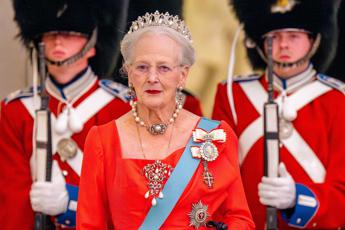 Danimarca, la regina Margrethe II annuncia l’abdicazione
