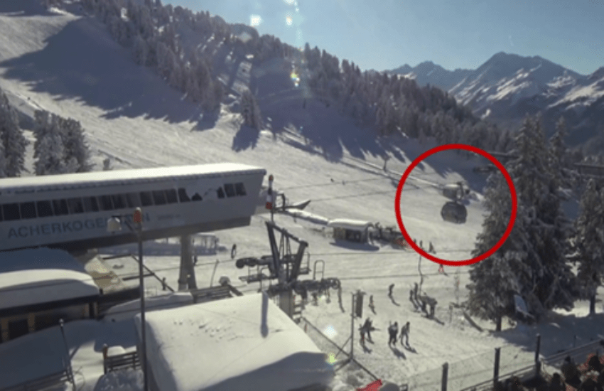 Cabinovia si schianta con 4 persone a bordo giallo sulle cause del