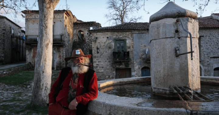 Roscigno Vecchia