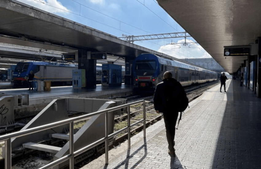 Roma, giallo alla stazione Termini: “Una donna ha tentato di rapire il mio nipotino”