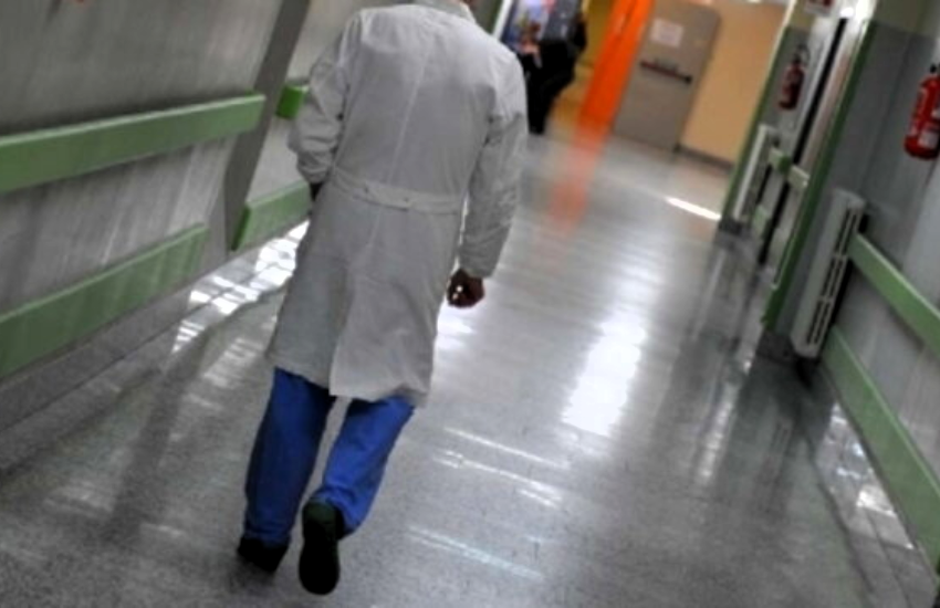 Perde 2500 euro in ospedale: medico pontino li trova e li restituisce