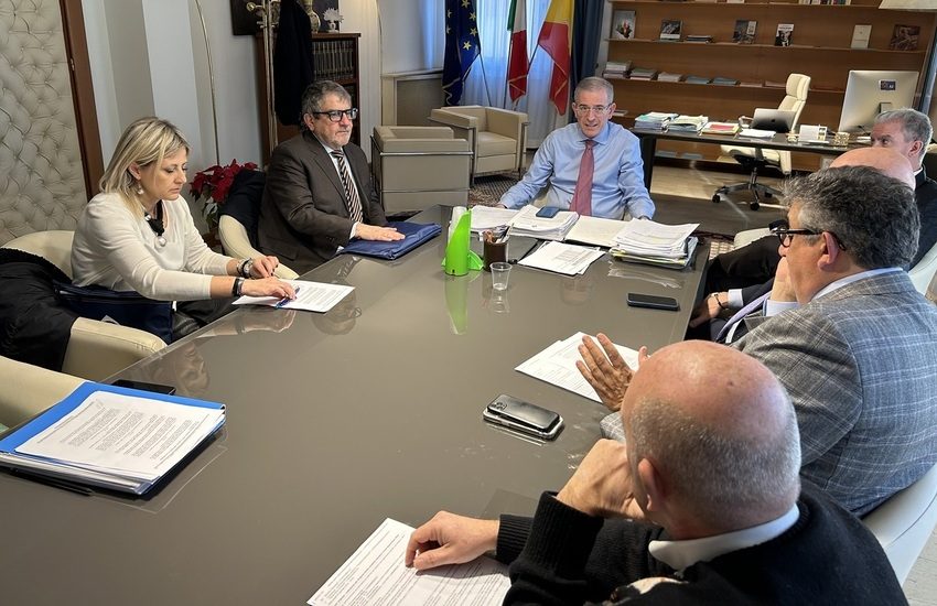 Sicilia, bollo auto, scadenze slitteranno a fine febbraio. Falcone: “Proroga utile a dare accesso agli sconti”