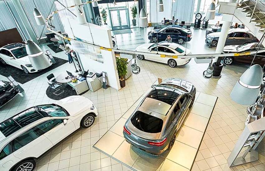 Imprenditore pontino compra un’auto da 70mila € ma scopre che l’autosalone l’ha già venduta a qualcun altro…