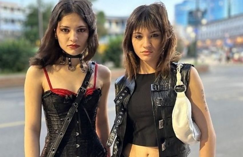 Vendute alla nascita, due gemelle si ritrovano dopo 20 anni grazie a un video su TikTok