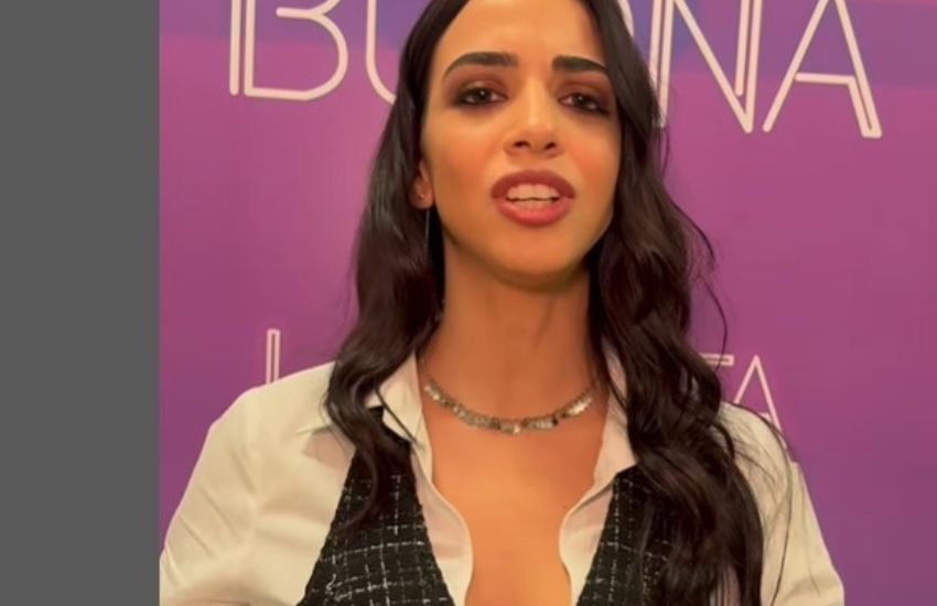 Chi è NewMartina, diventata una star personalizzando cover di telefonini: “Ecco il mio segreto”