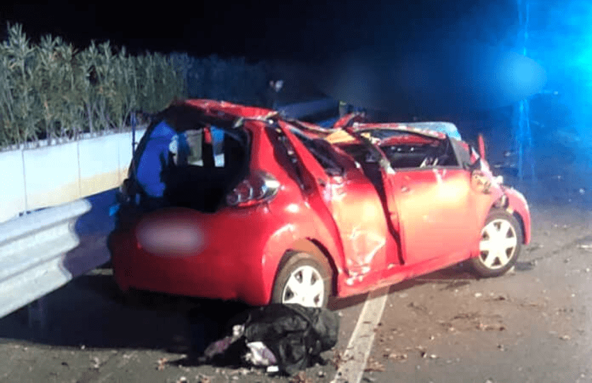 Lecco, auto si ribalta: morti due ventenni