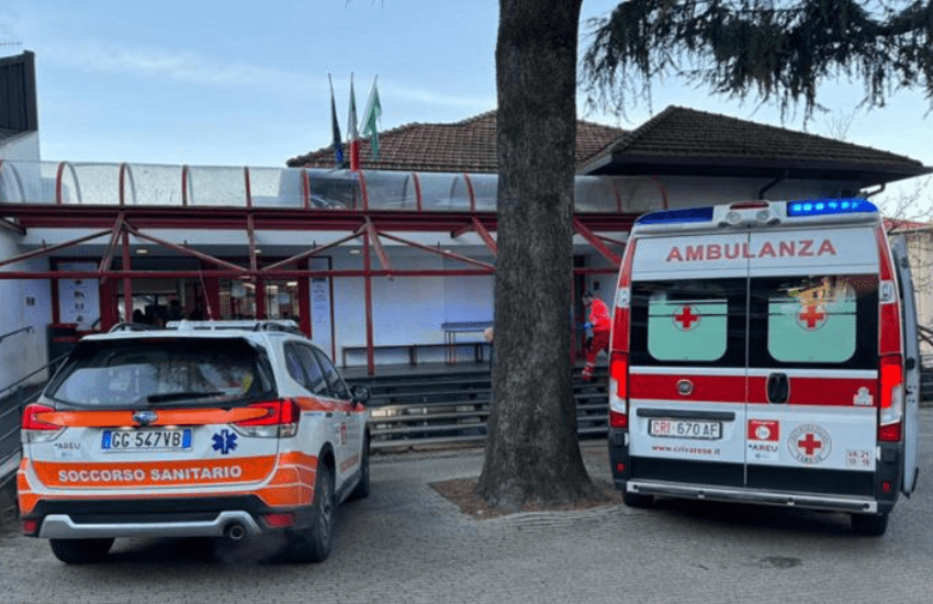 Prof accoltellata, l’allarme dei parenti di Sara Campiglio: “Voleva ucciderla, va curato perché potrebbe rifarlo”