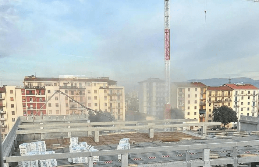 Firenze, tragedia nel cantiere Esselunga: 2 operai morti, 7 dispersi (VIDEO)