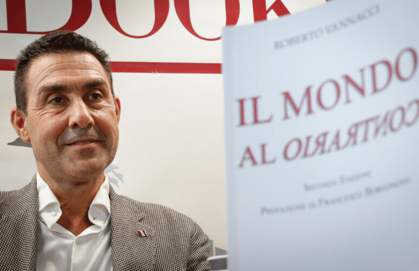 Vannacci, guai senza fine: indagato per istigazione all’odio razziale