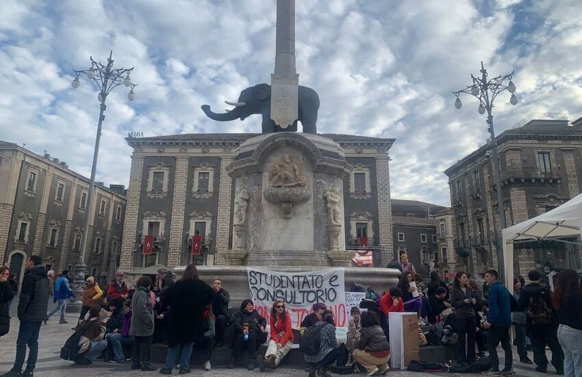 Sgombero ‘Mi Cuerpo es mio’ e ‘Studentato 95100’ il sindaco Trantino incontra i volontari
