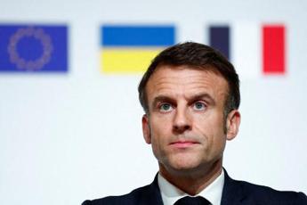 Ucraina, Macron: “Ipotesi invio soldati a Kiev in futuro”