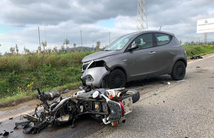 Sardegna: motociclista perde una gamba nello scontro con un’auto