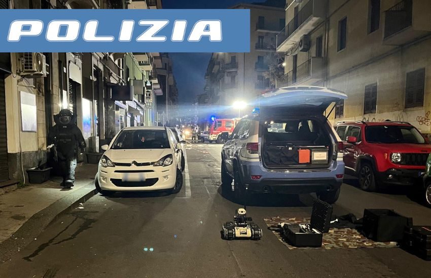 Catania, ordigni artigianali nei distributori di un tabacchi uno esplode, l’altro viene rimosso dagli artificieri