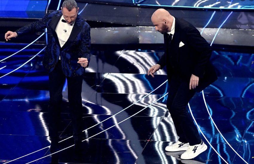 Caso Travolta: parla il presidente di U-Power, “Soldi ben spesi, ora tutti vogliono le nostre scarpe”