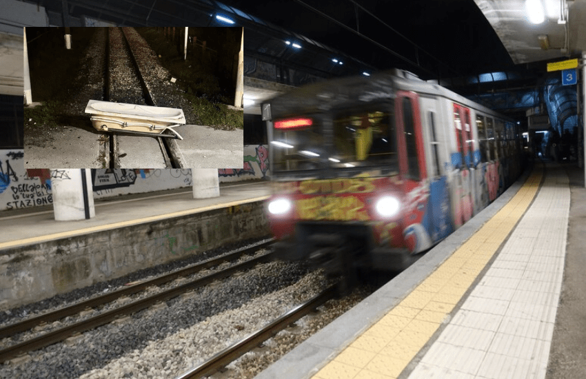 Circumvesuviana, treno investe frigo abbandonato sui binari: panico e allarme per il nuovo episodio