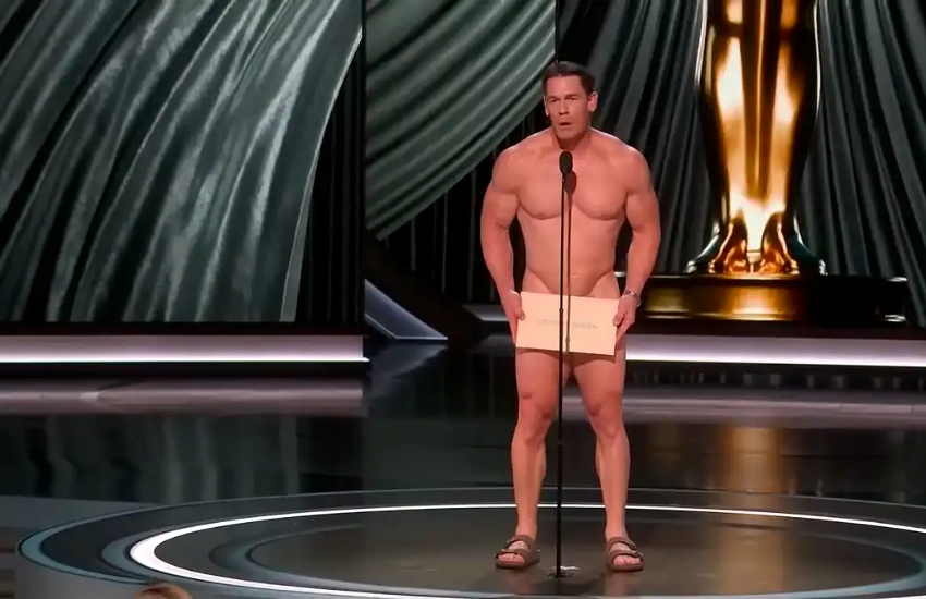 John Cena nudo nella notte degli Oscar: “Non credo di potere aprire la busta” (VIDEO)