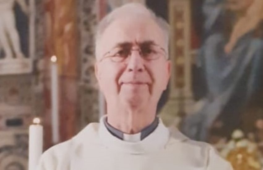Acireale, Addio a Don Nino Franco: oggi, mercoledì 27 marzo, i funerali