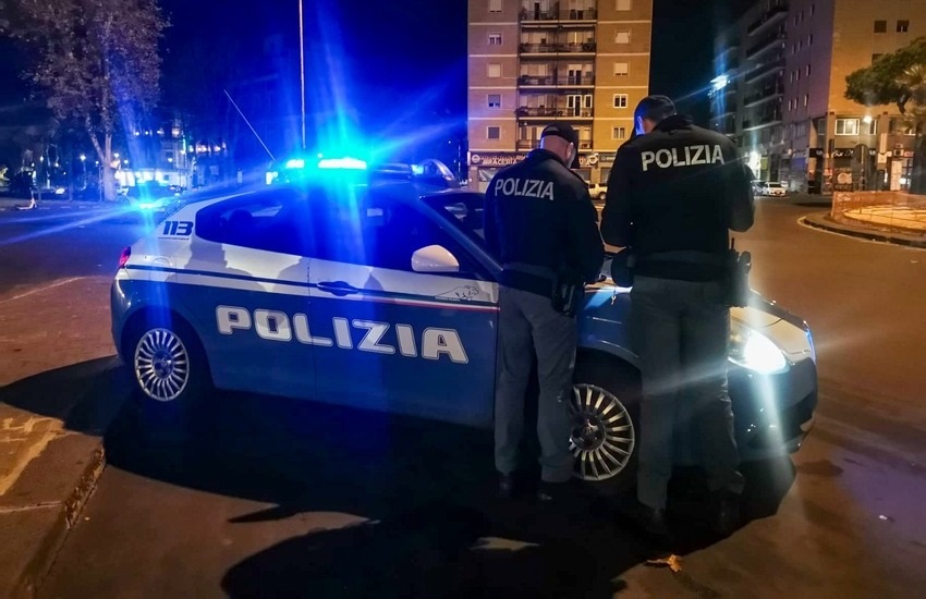 Catania, girava con un motorino rubato: fermato dalla polizia in piazza Giovanni XXIII
